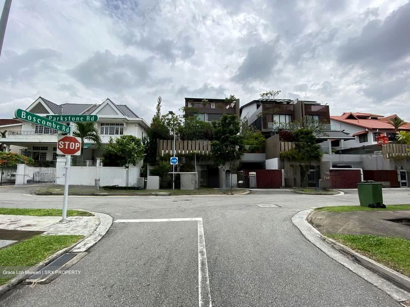 Parkstone Road (D15), Detached #569528661
